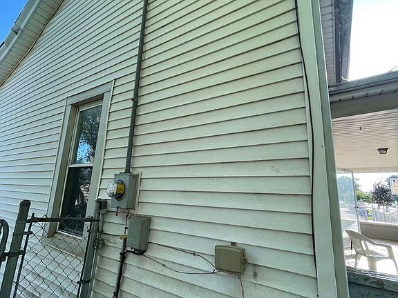 2nd image of 1508 W 5th St