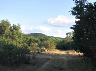 523 Kahn Rd, Rio Frio, TX 78879