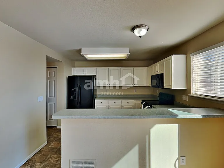 19856 E Villanova Dr — Photo 3