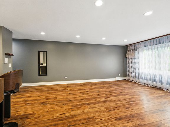 4th image of 1258 Brown St APT 204