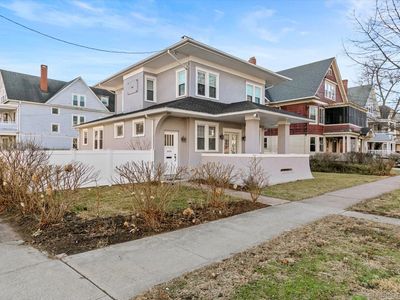 890 Elm Street, New Haven, CT, 06511