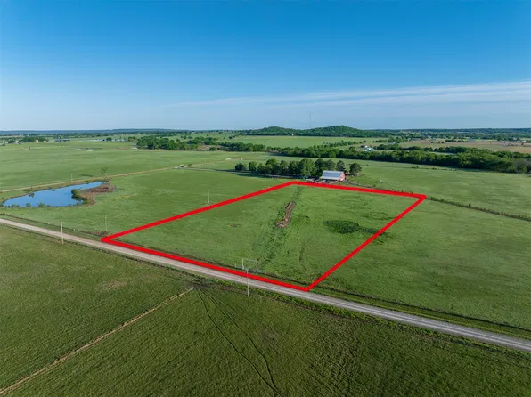 3 N 300th Rd, Okmulgee, OK 74447