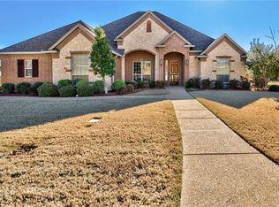 1409 Valley Crest Dr, Burleson, TX 76028