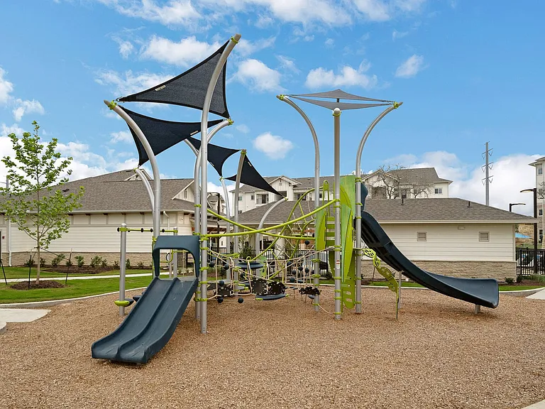 THE RESIDENCES AT LANDON RIDGE — Photo 6