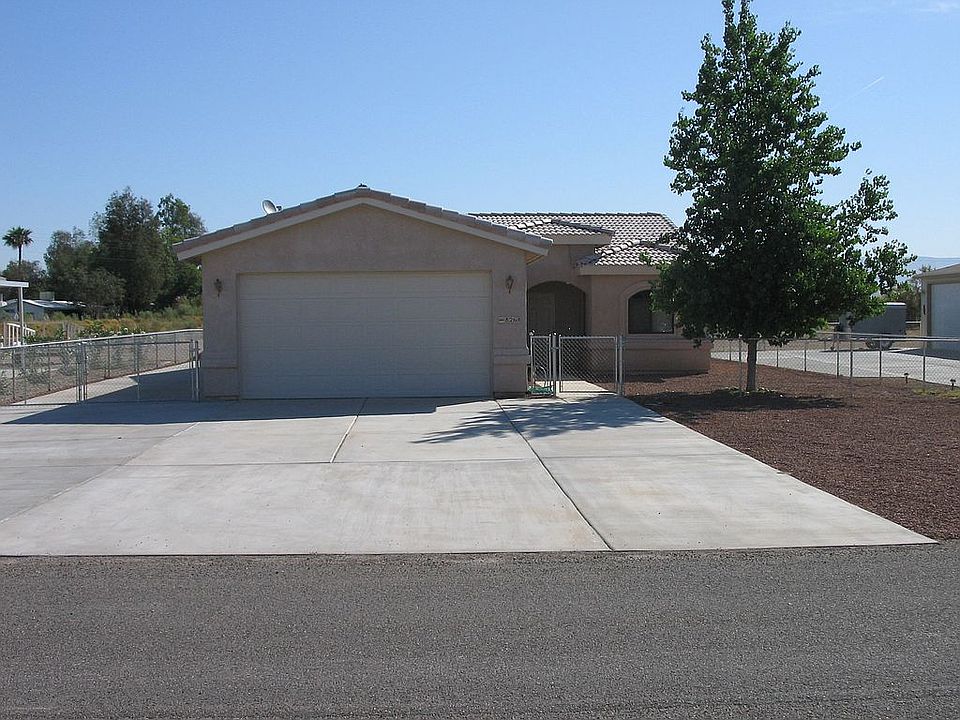 1st image of 8268 S Evergreen Dr