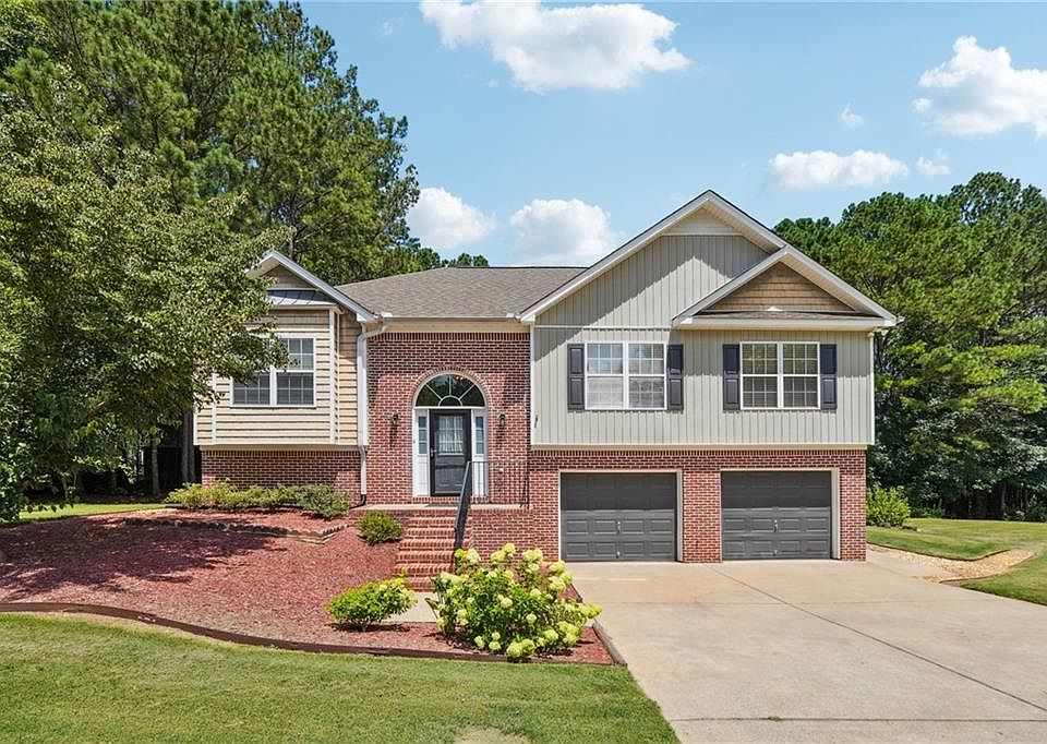 1st image of 142 Greatwood Dr