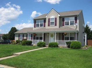 1 Lyon Ct, Newark, DE 19702