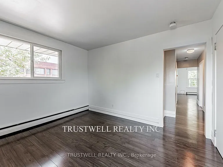 105 Mary St E #3 — Photo 16