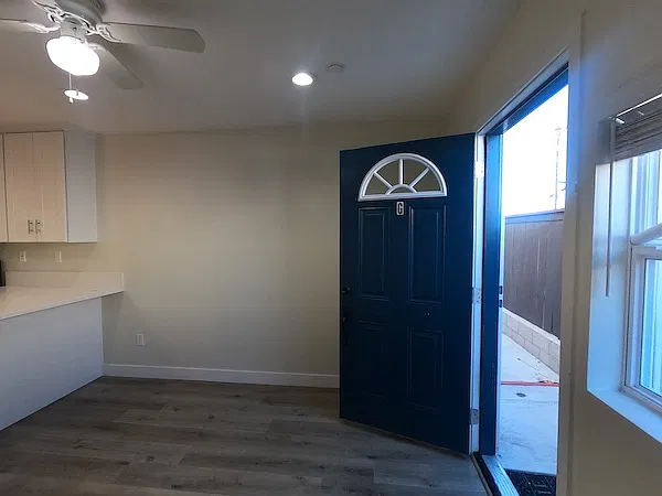 1 bed, 450 sqft, $1,700 — Photo 1