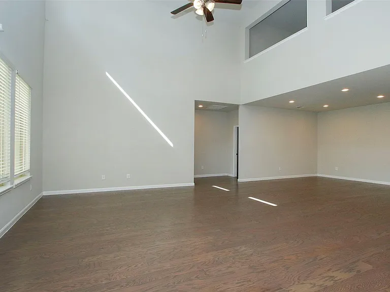 14120 Sand Ridge Ct — Photo 13