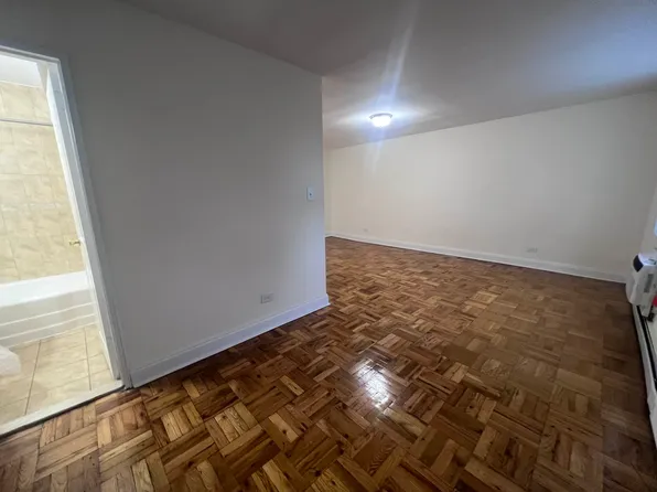 164-20 Highland Avenue image 3 of 5