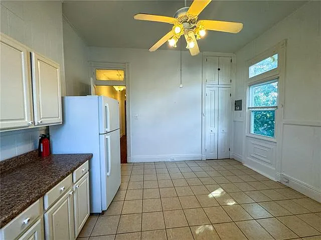 4427 Laurel St #1/2 — Photo 11
