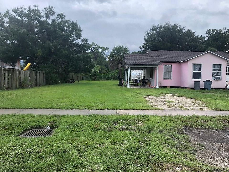 1st image of 1905 40th Ave