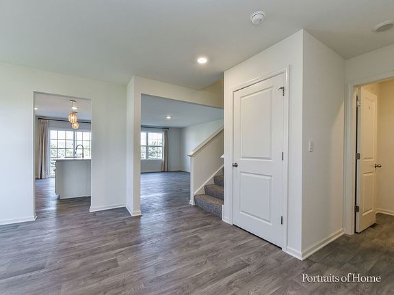 4th image of 2068 Canyon Creek Ct