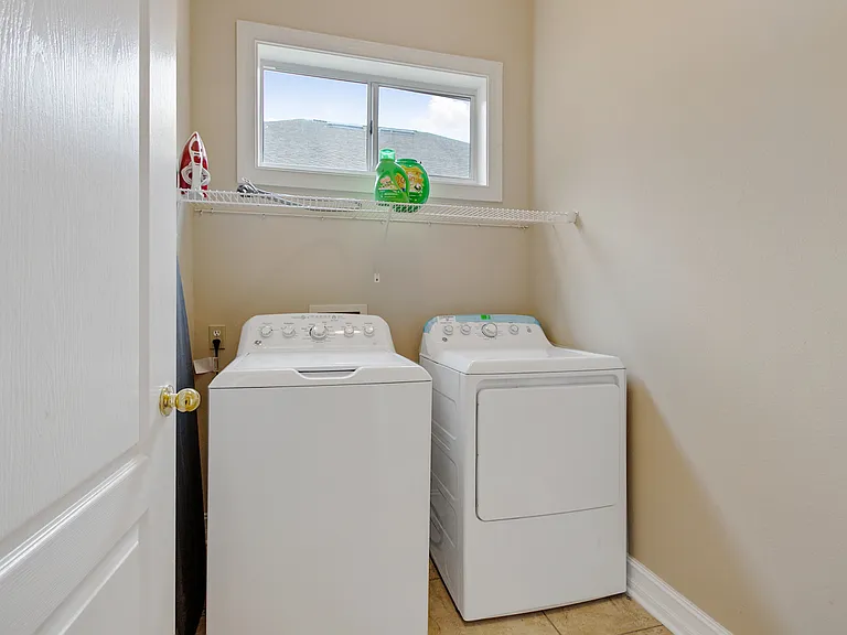 1631 Osprey Pointe Dr — Photo 38