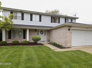 6708 Audubon Ave, Woodridge, IL 60517