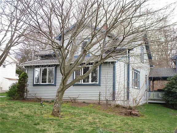 4th image of 36 Cribbins Ave