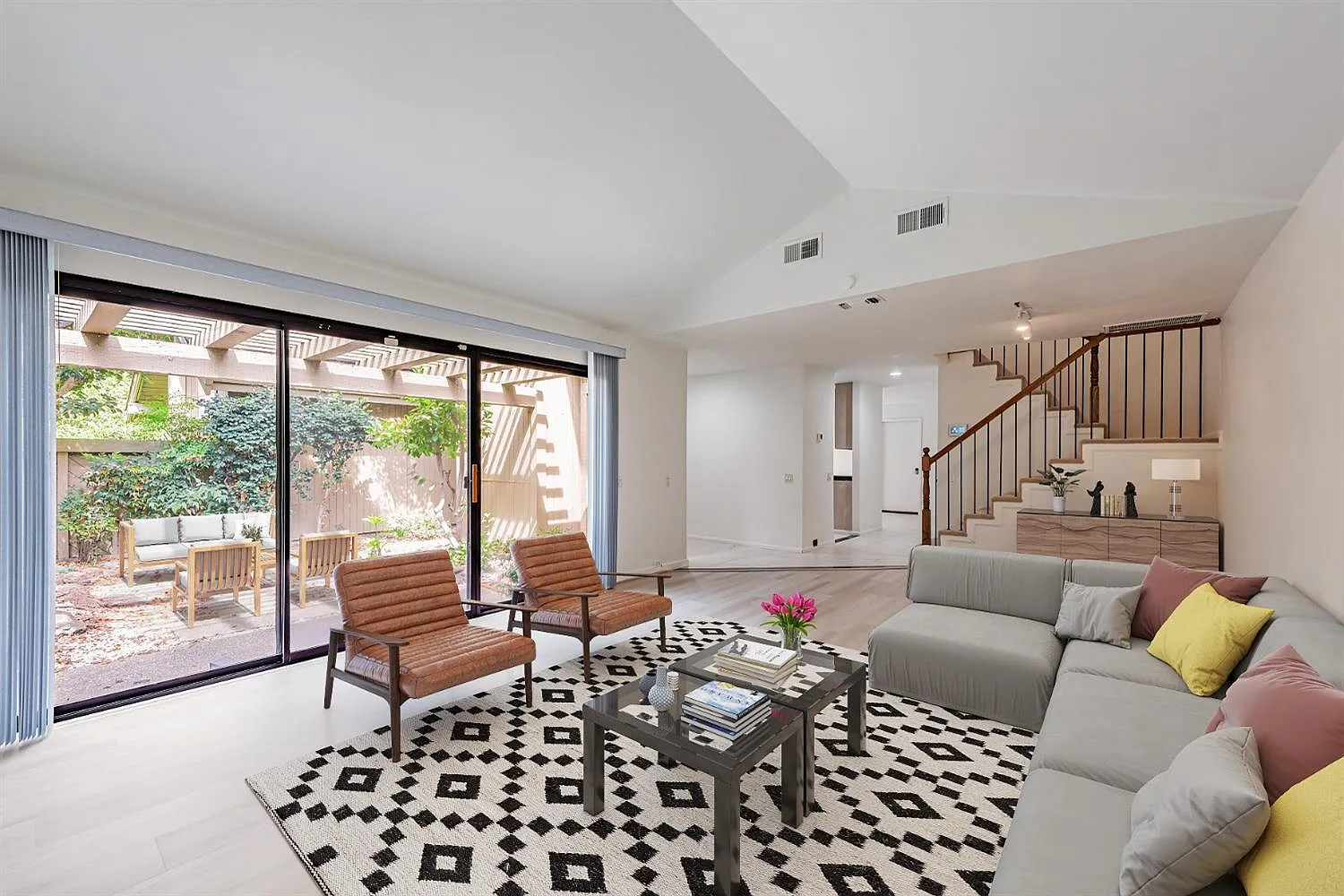 2102 Promontory Point Ln photo 1
