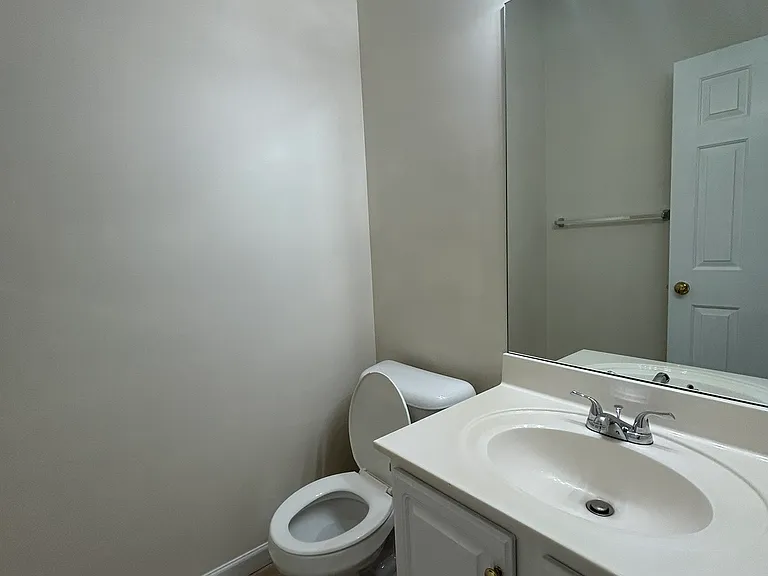 180 Sessingham Ln — Photo 15