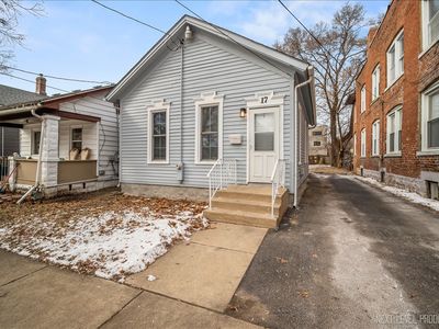 (Undisclosed Address), Aurora, IL, 60505