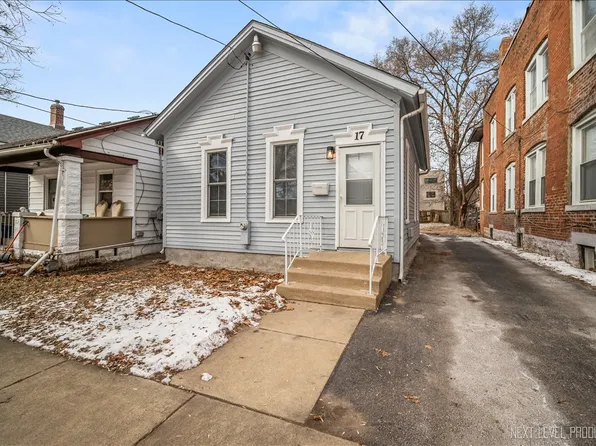 (undisclosed Address), Aurora, IL 60505