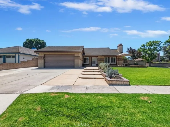 1309 Oxford Cir, Corona, CA 92878