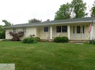 206 Roundtop Rd, Lansing, MI 48917