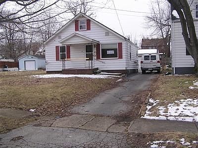 1st image of 153 Hilton Ave