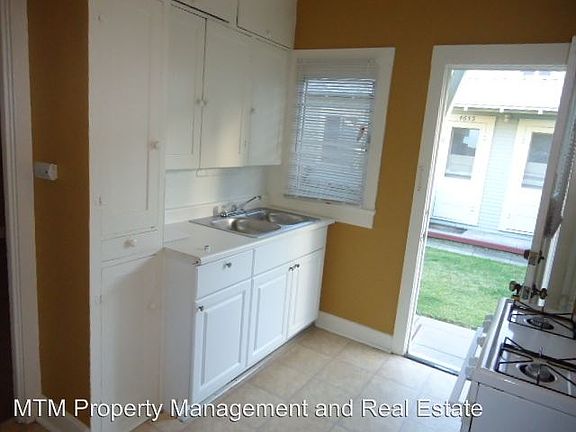 5th image of 4657 Florida St