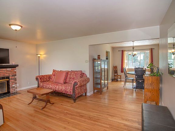 4th image of 2513 W Gordon Ave