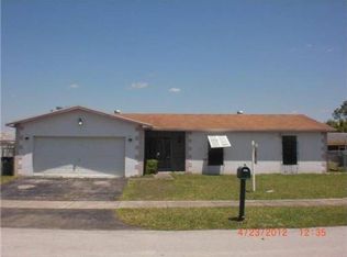 10755 SW 173rd Ter, Miami, FL 33157