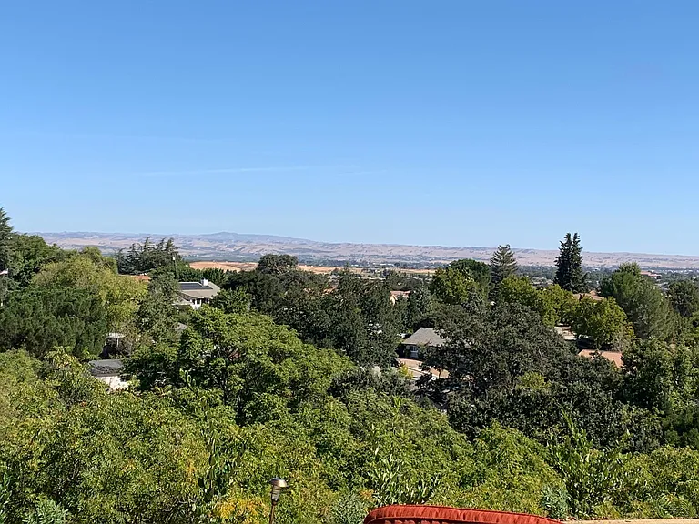 Endless views to the north towards San Miguel