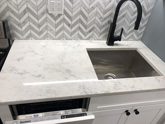 5th image of 42 Columbia Pl APT 2B