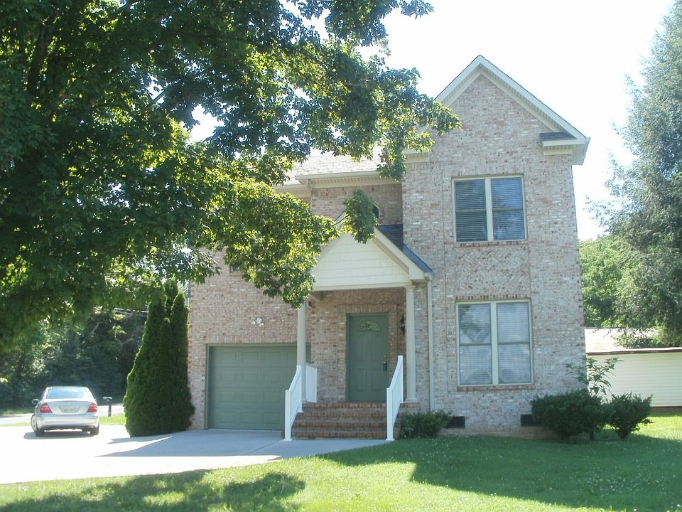 2nd image of 706 Pearson Springs Rd