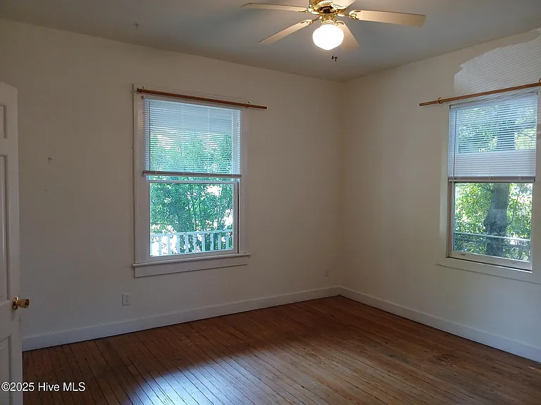 717 N 5th Ave — Photo 6
