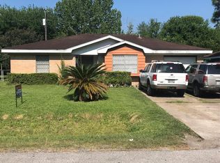 1405 N Noble Rd, Texas City, TX 77591