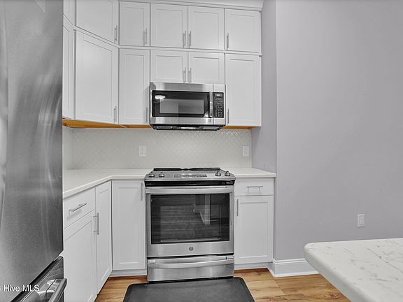 5th image of 300 -332 Gateway Condos Drive #332