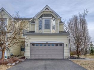 26 Cobblestone Ln, Middletown, NY 10940