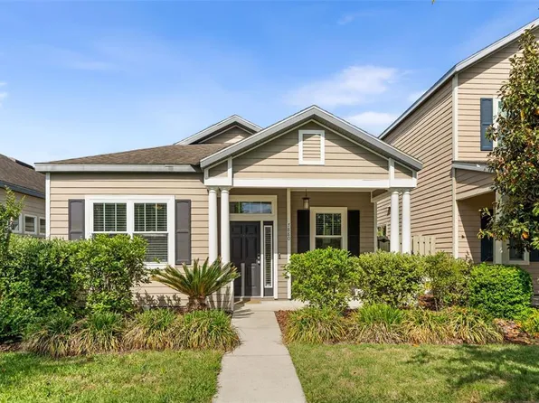 7880 SW 80th Dr, Gainesville, FL 32608