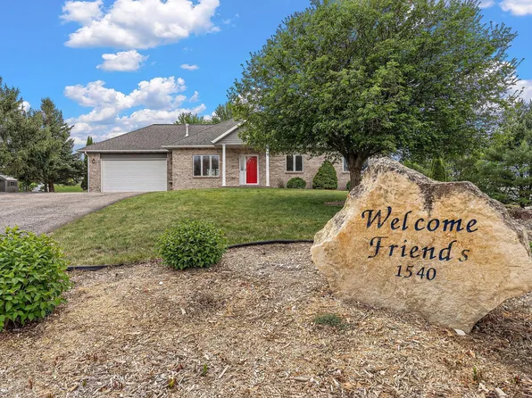 1540 Dutch Heritage Ln, Baldwin, WI 54002
