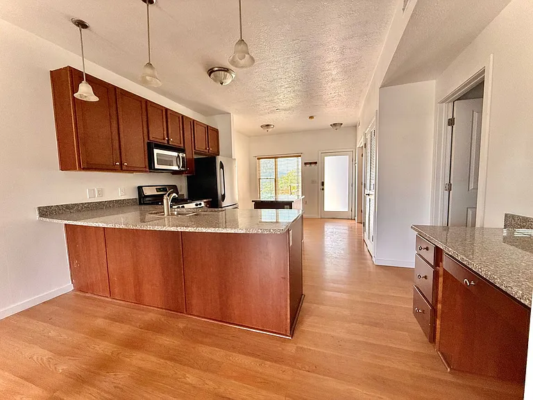 2150 S Main St #308 — Photo 5