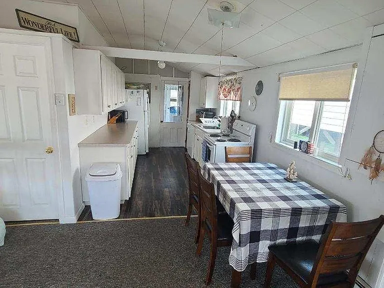 22 Shoreline Dr #22 — Photo 4