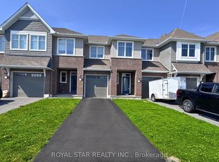 154 Jardiniere St, Ottawa, ON K2S2K1