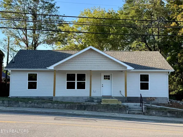 252 4th St, Crossville, TN 38555