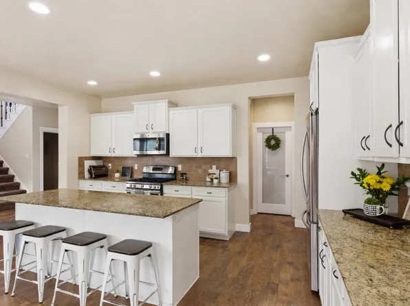 1497 W Meadow Glen Dr, Bluffdale, UT 84065