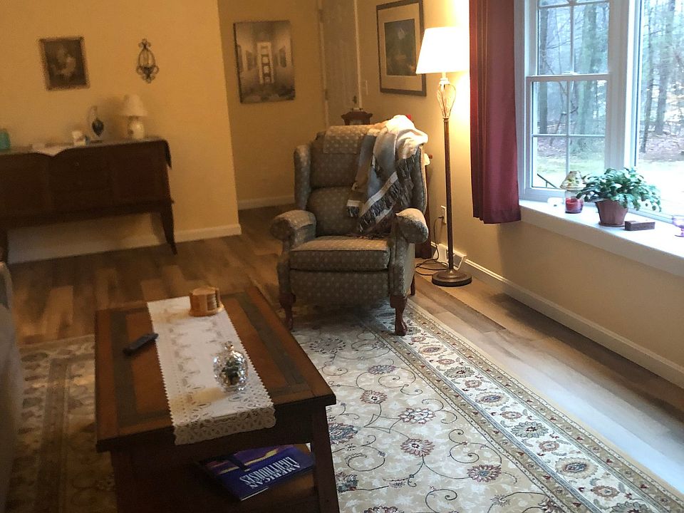 1st image of 517 Benson Rd
