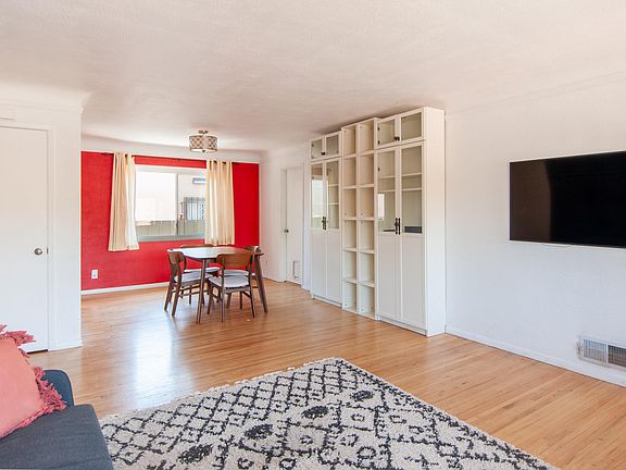 5th image of 821 Cardenas Dr NE