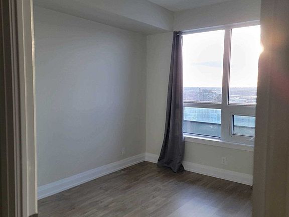 5th image of 7890 Bathurst St #2506