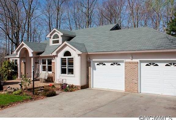 1st image of 102 Tartana Cir