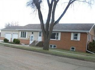1303 Harmon Ave, Bismarck, ND 58501